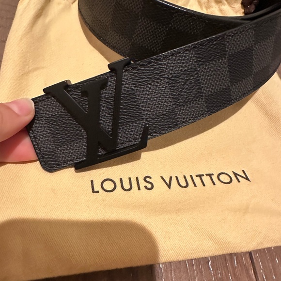 Louis Vuitton belt - Picture 4 of 6